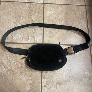 Lululemon fuzzy everywhere belt bag